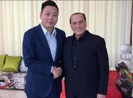 他表示，这份工作教给他的事情多于电影学校，因为这迫使他一连好几天全神贯注于某一部电影上。